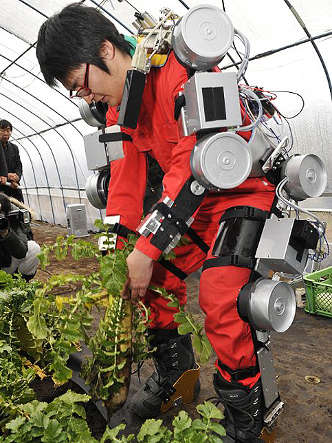 Robot Suit Helps Farm Workers