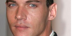 Jonathan Rhys Meyers Joining “Mortal Instruments”